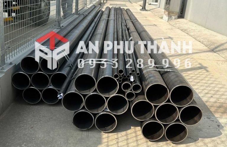 Ống thép hàn đen