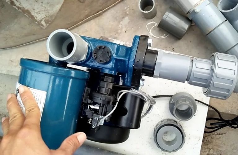 Van 1 chiều PPR thường được lắp sau máy bơm, trước bồn chứa
